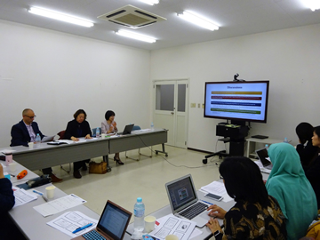 1日目の初めのセッションは水野専攻長による日本の緩和ケアについての講義