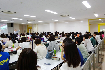 2015 Faculty Development Lecture of the School of Nursing, University of Tsukuba