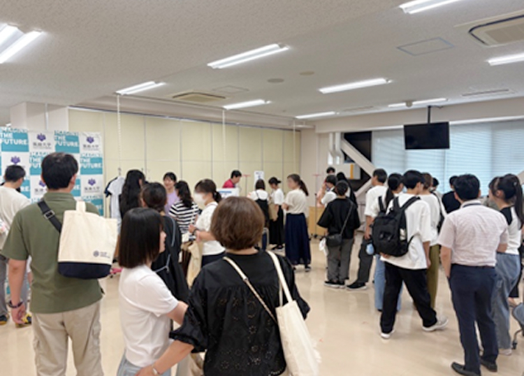 実習室見学（基礎看護）